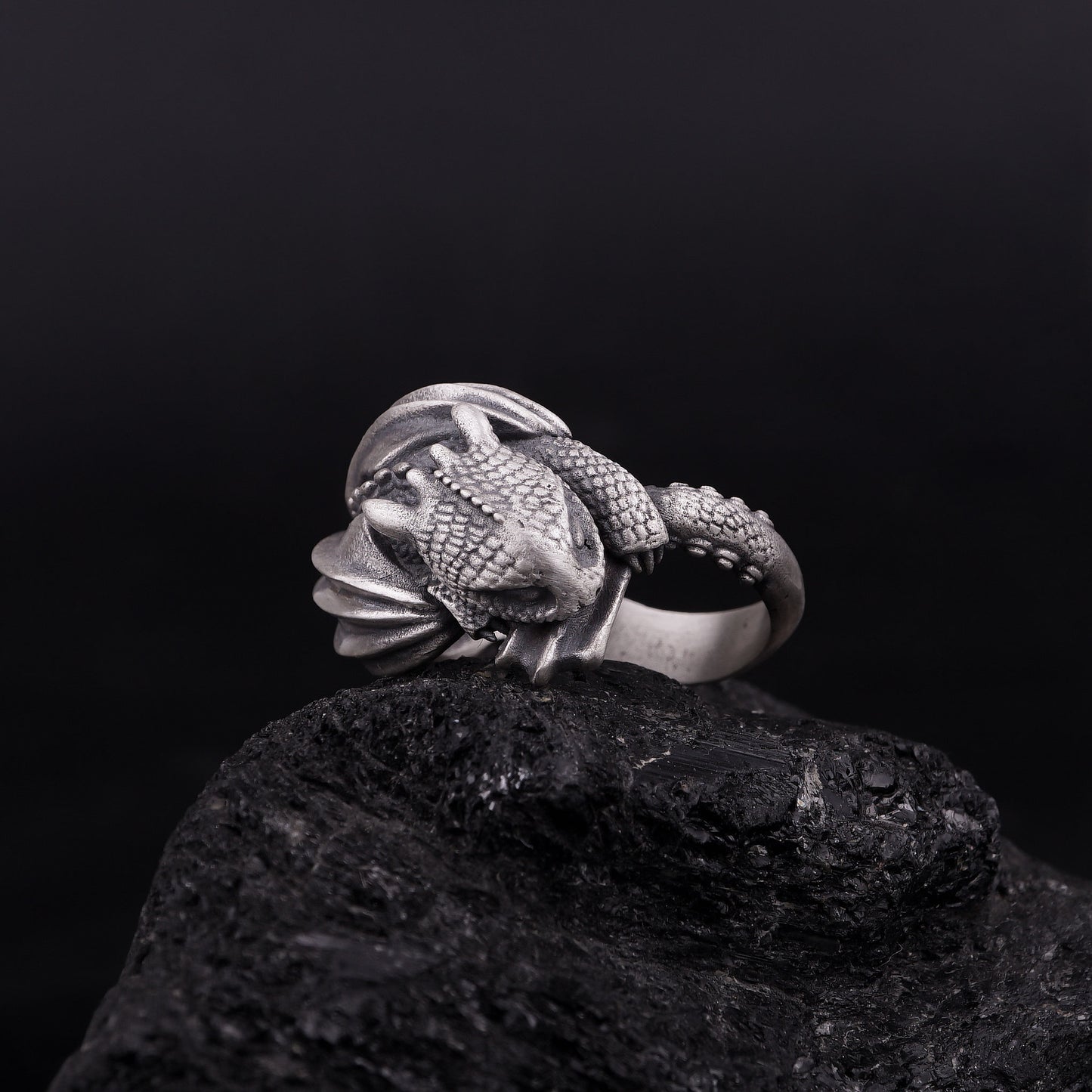 Toothless Dragon Ring