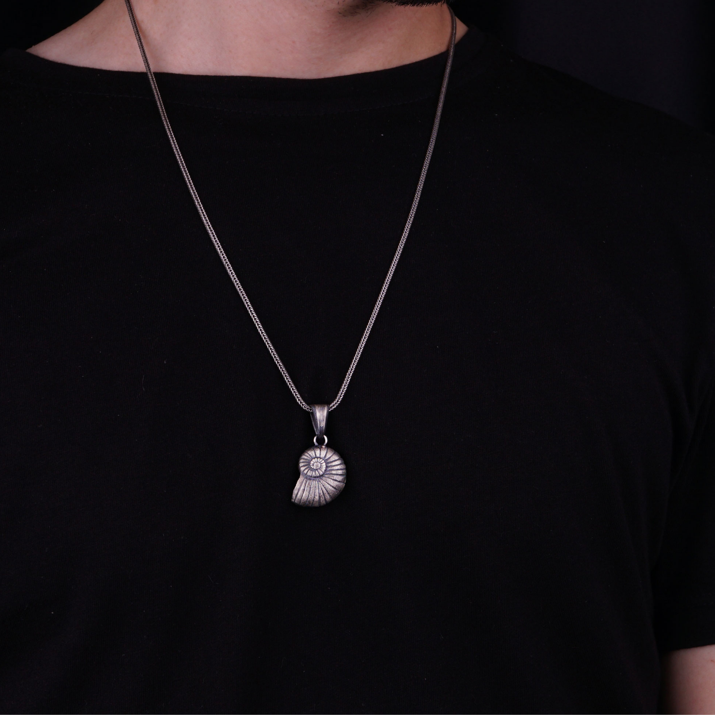 Nature-Inspired Mermaid Seashell Necklace