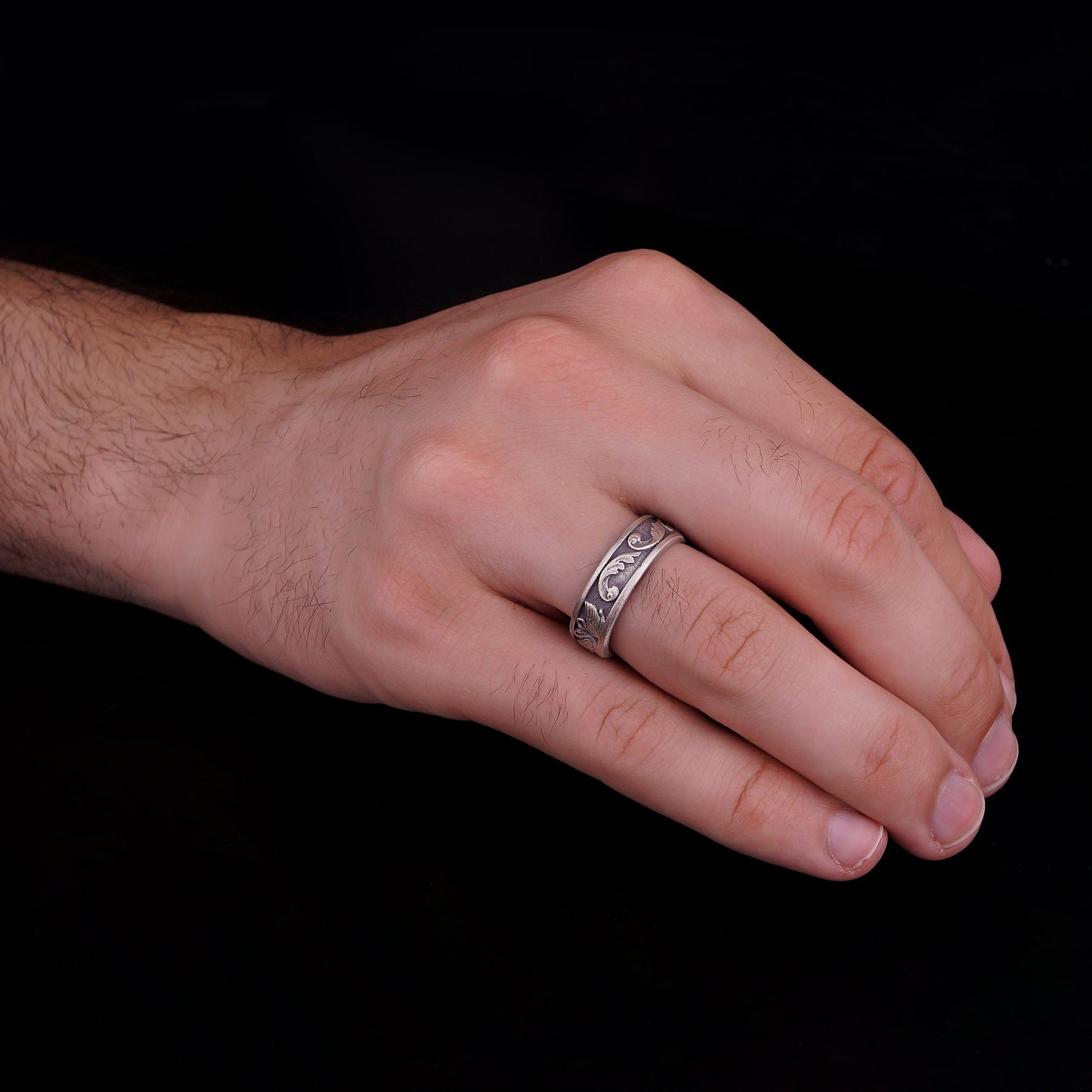 Swan Band Ring