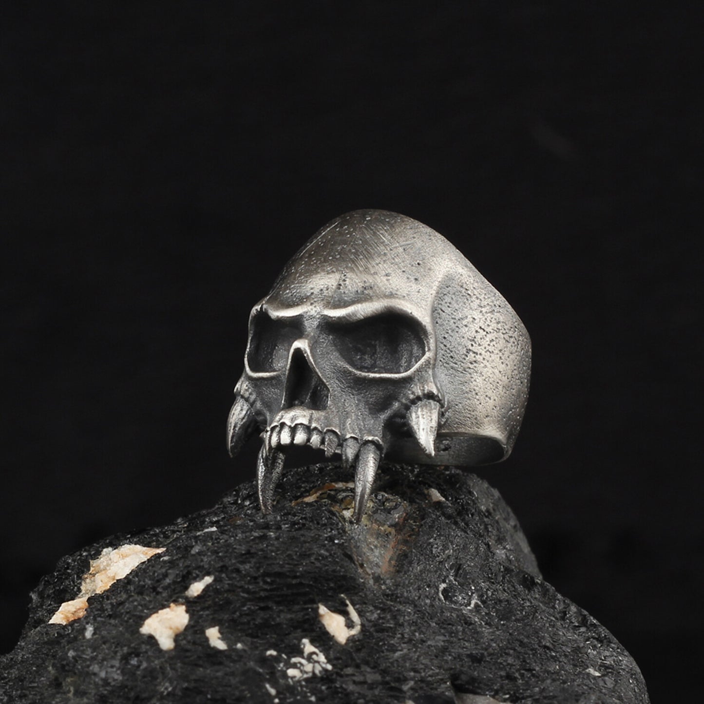 Silver Vampire Skull Ring