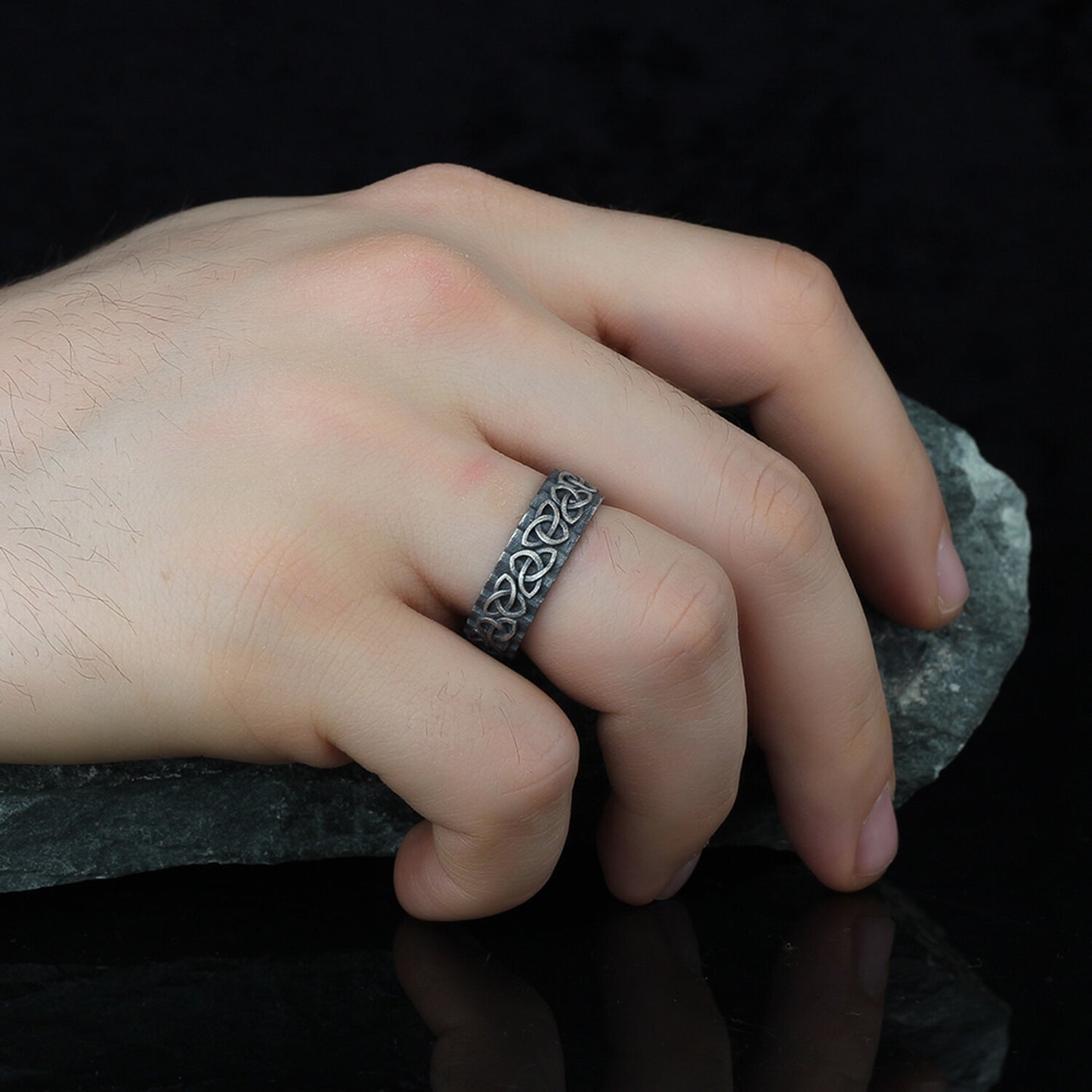 Trinity Knot Wedding Band