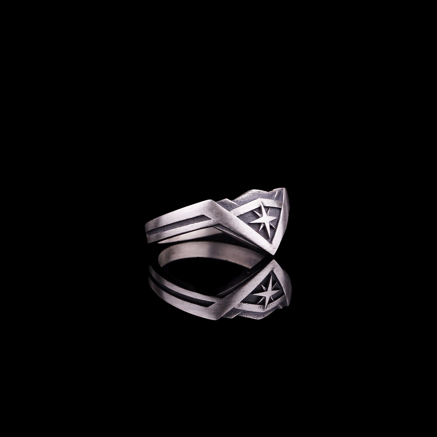 Wonder Woman Tiara Ring